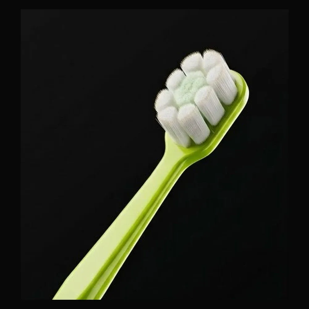Das Experten INTENSIV ultra-dense soft toothbrush for crowns and veneers